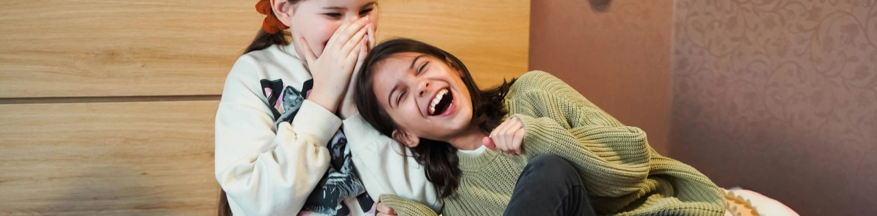 17 branduri etice de îmbrăcăminte pentru bebeluși și copii care stabilesc tendința